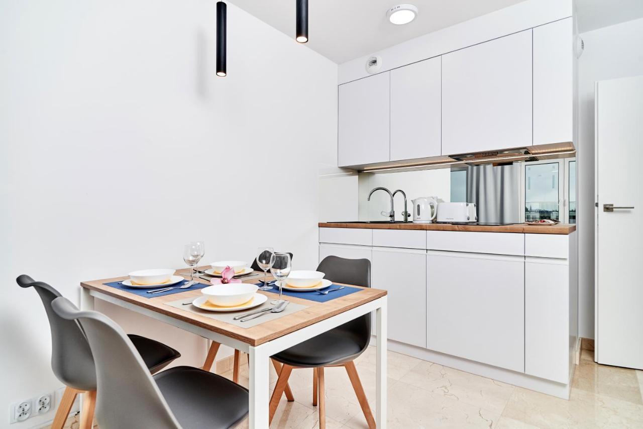 Apartments Wroclaw Pulaskiego By Noclegi Renters Exterior foto